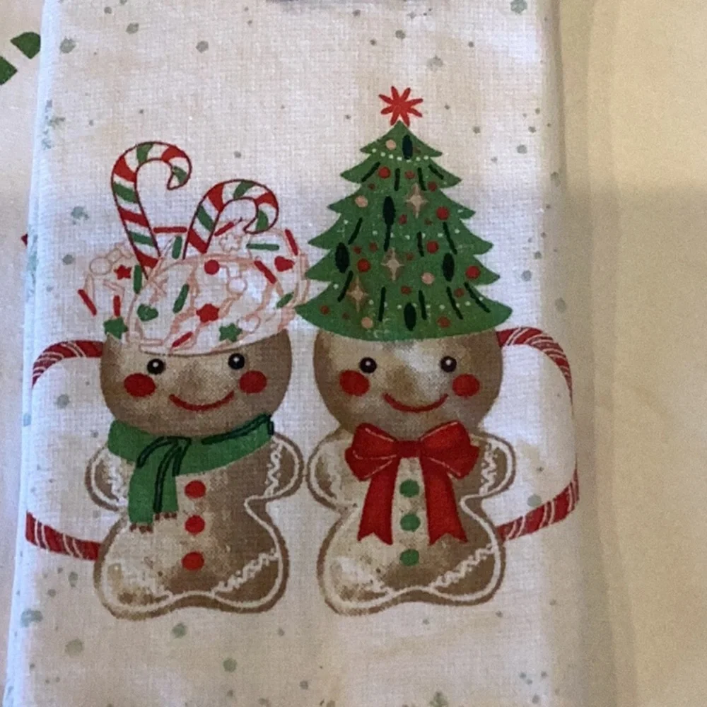 Rachel Zoe Gingerbread Christmas Kitchen Towels - set of 3.